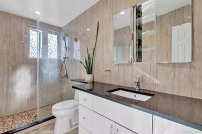 83-27 Commonwealth Boulevard, Bellerose, NY 11426 - Photo 9