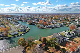 4530 Merrick Rd, Massapequa, NY 11758 - Photo 29