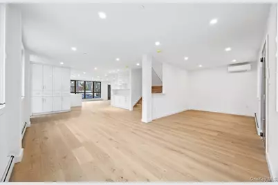 33-01 213th Street, Bayside, NY 11361 - Photo 11