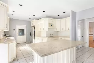 5 Bagatelle Rd, Dix Hills, NY 11746 - Photo 11