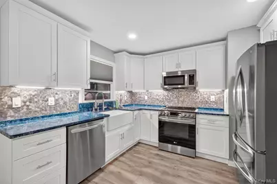 2710 South Road #B5, Poughkeepsie, NY 12601 - Photo 9