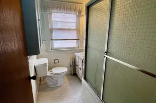 224 Beach 141st St, Rockaway Park, NY 11694 - Photo 9