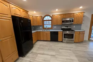 29 Astor Pl, Monsey, NY 10952 - Photo 3