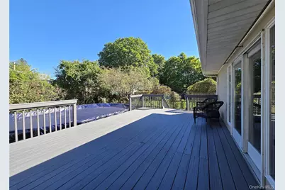 39 Anna Street, Bay Shore, NY 11706 - Photo 23