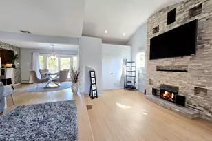 39 Anna St, Bay Shore, NY 11706 - Photo 7