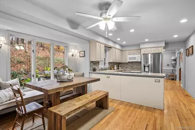 73 Farm Road N, Wading River, NY 11792 - Photo 7