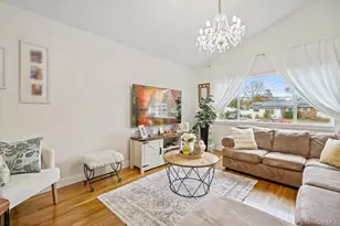 20 Laurie Rd, Brentwood, NY 11717 - Photo 11