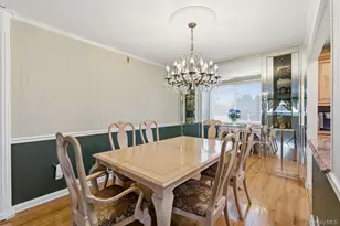 29 Lehigh Ln, Hicksville, NY 11801 - Photo 3