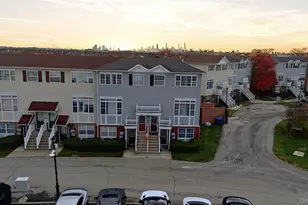 163 Surf Dr, Bronx, NY 10473 - Photo 5