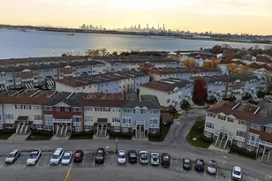 163 Surf Dr, Bronx, NY 10473 - Photo 11