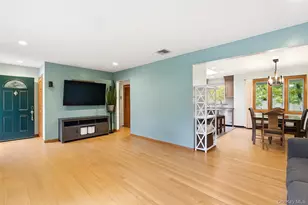 34 Weston St, Huntington Station, NY 11746 - Photo 3