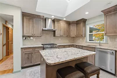 34 Weston Street, Huntington Station, NY 11746 - Photo 9