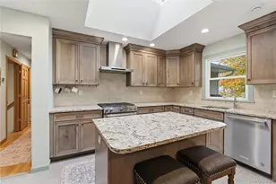 34 Weston St, Huntington Station, NY 11746 - Photo 9