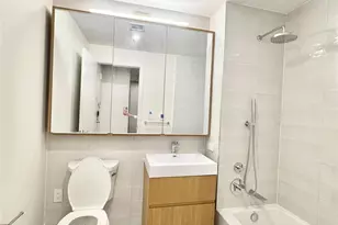 131-02 B 40th Rd, Flushing, NY 11354 - Photo 11