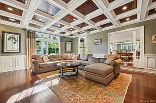 136 Locust St, Garden City, NY 11530 - Photo 7