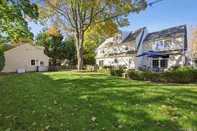 136 Locust Street, Garden City, NY 11530 - Photo 39