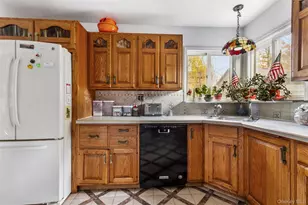 7 Elsa Ave, Pleasantville, NY 10570 - Photo 7