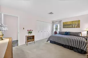 25 Shelbourne Ln, Stony Brook, NY 11790 - Photo 19