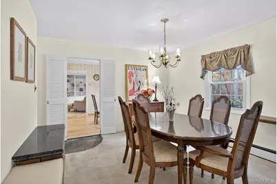 25 Shelbourne Lane, Stony Brook, NY 11790 - Photo 7