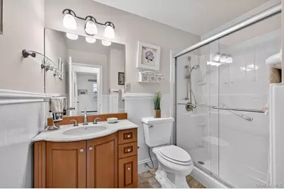 25 Shelbourne Lane, Stony Brook, NY 11790 - Photo 17