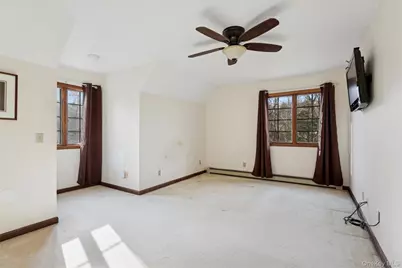 686 Traver Road, Pleasant Valley, NY 12569 - Photo 23