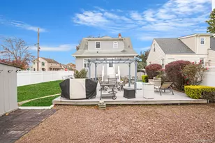 1800 Stuyvesant Ave, Merrick, NY 11566 - Photo 7