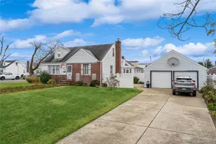 1140 Braxton St, Uniondale, NY 11553 - Photo 19