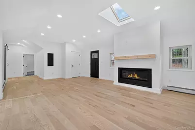 16 Nightingale Trail E, Wurtsboro, NY 12790 - Photo 5