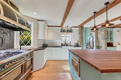 249 Gerritsen Avenue, Bayport, NY 11705 - Photo 15