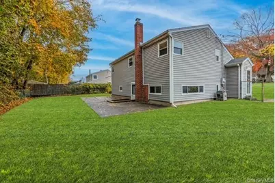 10 Grand Street, Smithtown, NY 11787 - Photo 21