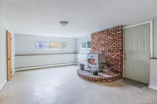 10 Grand St, Smithtown, NY 11787 - Photo 17