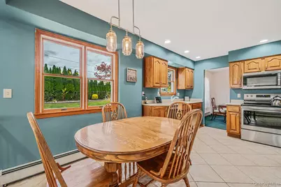 106 Fifty Acre Road S, Smithtown, NY 11787 - Photo 7