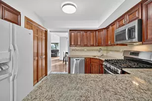 200 California Rd, Bronxville, NY 10708 - Photo 7