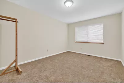 200 California Road #9, Bronxville, NY 10708 - Photo 31