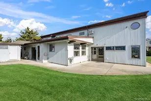 49 S Bay Ave, Amityville, NY 11701 - Photo 29