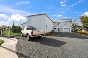 49 S Bay Ave, Amityville, NY 11701 - Photo 45