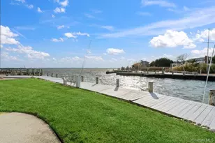 49 S Bay Ave, Amityville, NY 11701 - Photo 31