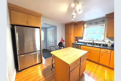 832 Dutchess Turnpike, Poughkeepsie, NY 12603 - Photo 3