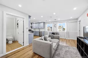 62 South St, Oyster Bay, NY 11771 - Photo 3