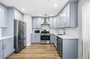 62 South St, Oyster Bay, NY 11771 - Photo 5