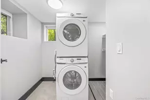 86-14 Francis Lewis Blvd, Holliswood, NY 11427 - Photo 23