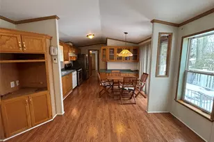 1661 Old Country Rd, Riverhead, NY 11901 - Photo 5