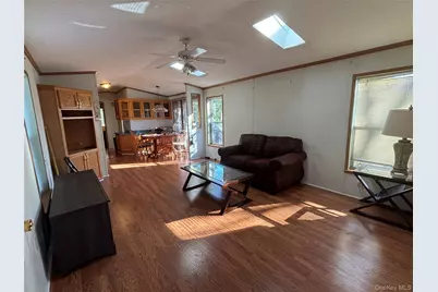 1661 Old Country Road #280, Riverhead, NY 11901 - Photo 29