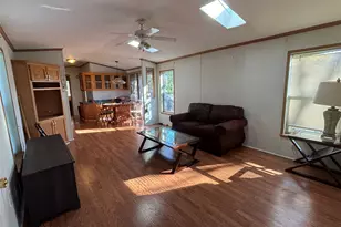 1661 Old Country Rd, Riverhead, NY 11901 - Photo 29