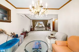 3651 Woodbridge Ln N, Wantagh, NY 11793 - Photo 11