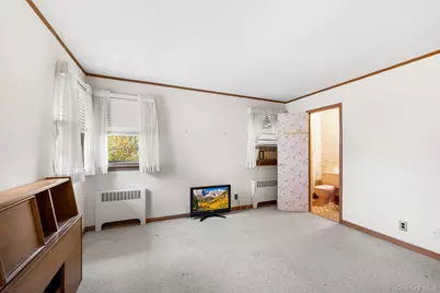 3651 Woodbridge Lane N, Wantagh, NY 11793 - Photo 19