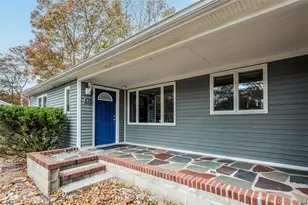 21 Woodridge Rd, Hampton Bays, NY 11946 - Photo 3