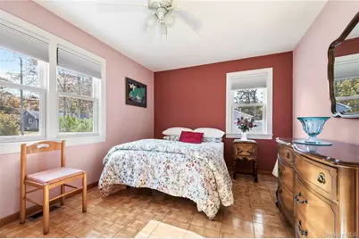 21 Woodridge Road, Hampton Bays, NY 11946 - Photo 15