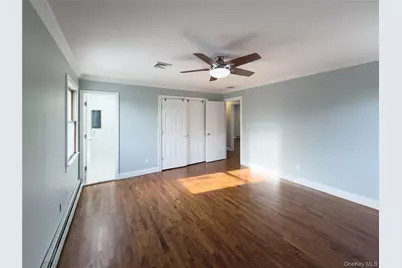 [Address not provided], Valley Stream, NY 11580 - Photo 9