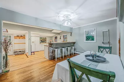 291 Terry Road, Smithtown, NY 11787 - Photo 11